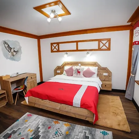 Colt De Austria Hotel